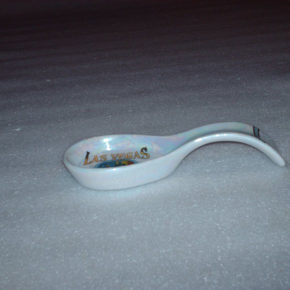 Las Vegas souvenir porcelain spoon rest - Picture 7 of 10